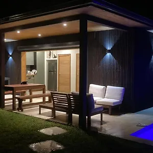  Chalet Les Hauteurs De Citronnelles