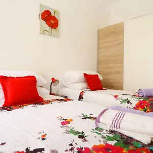 apartment-mara-zadar-23000.hotelinzadar.com/